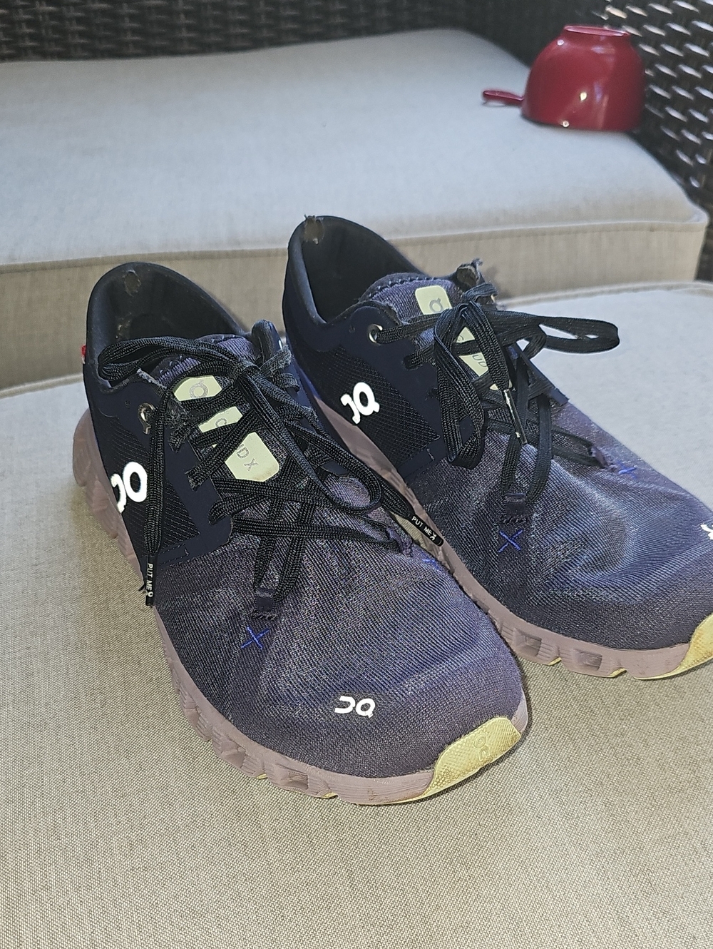 On Cloud Womens Sneakers